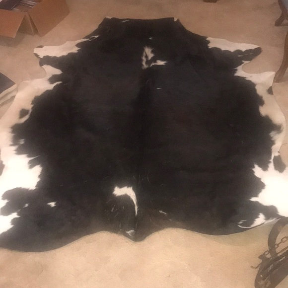 Cowhide rug - Picture 2 of 2